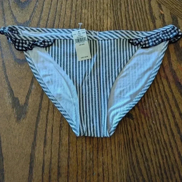 Aerie women's swim bottoms NWT - Picture 2 of 4